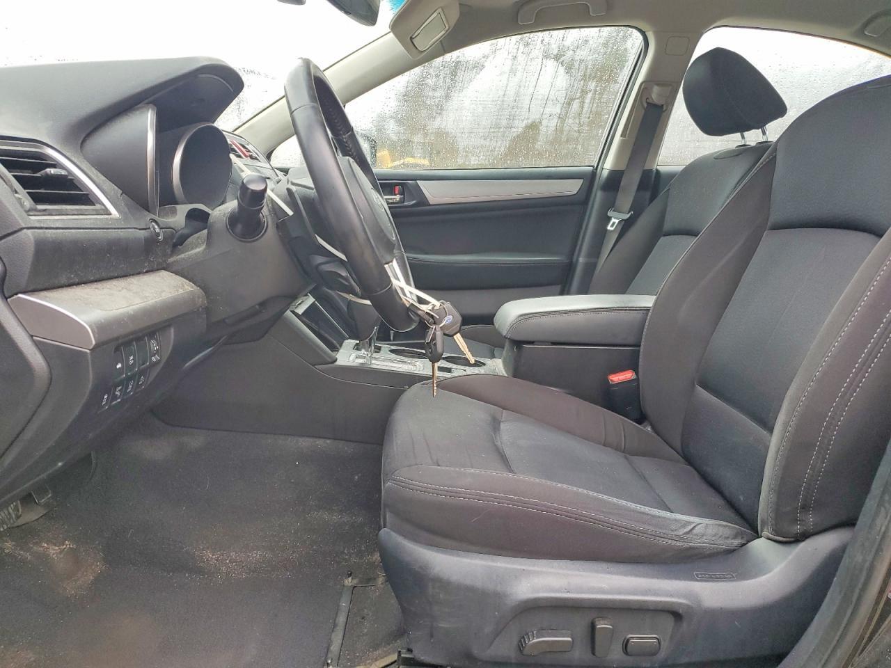 2017 SUBARU Legacy