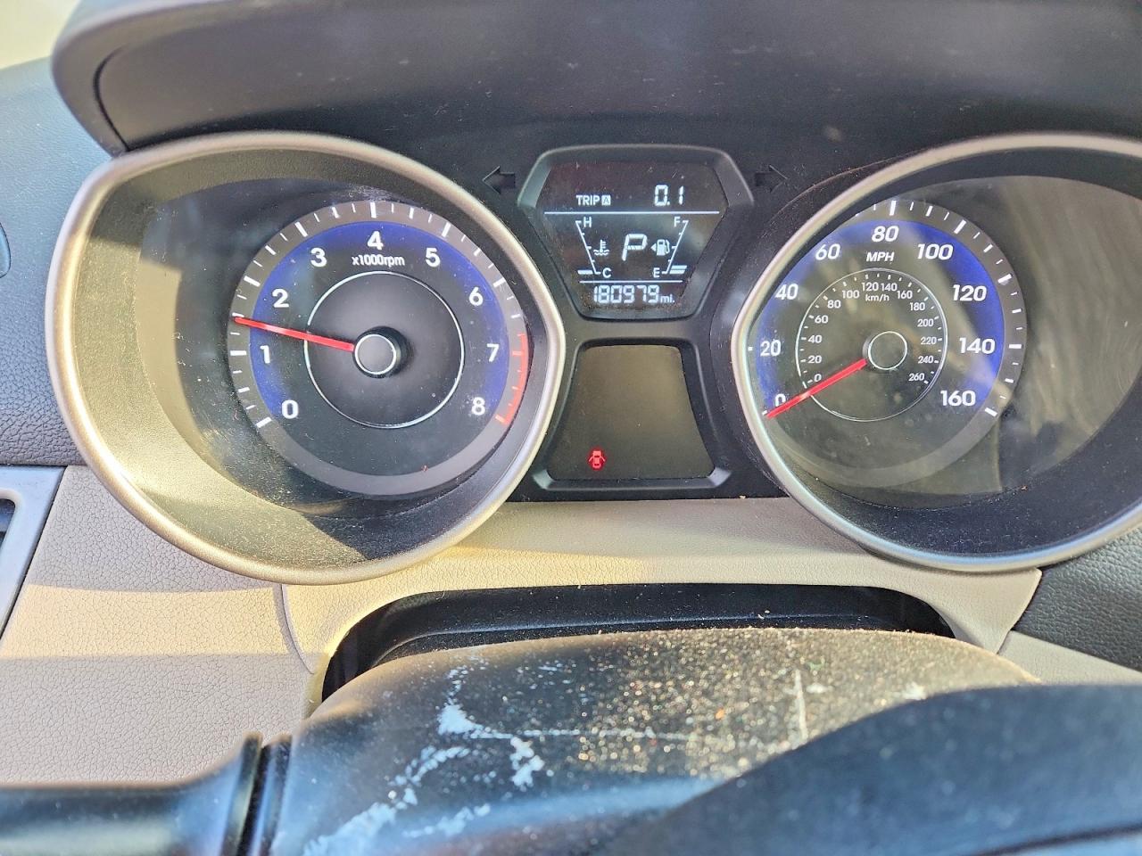 2014 HYUNDAI ELANTRA