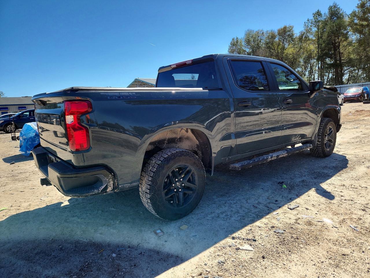 2025 CHEVROLET Silverado