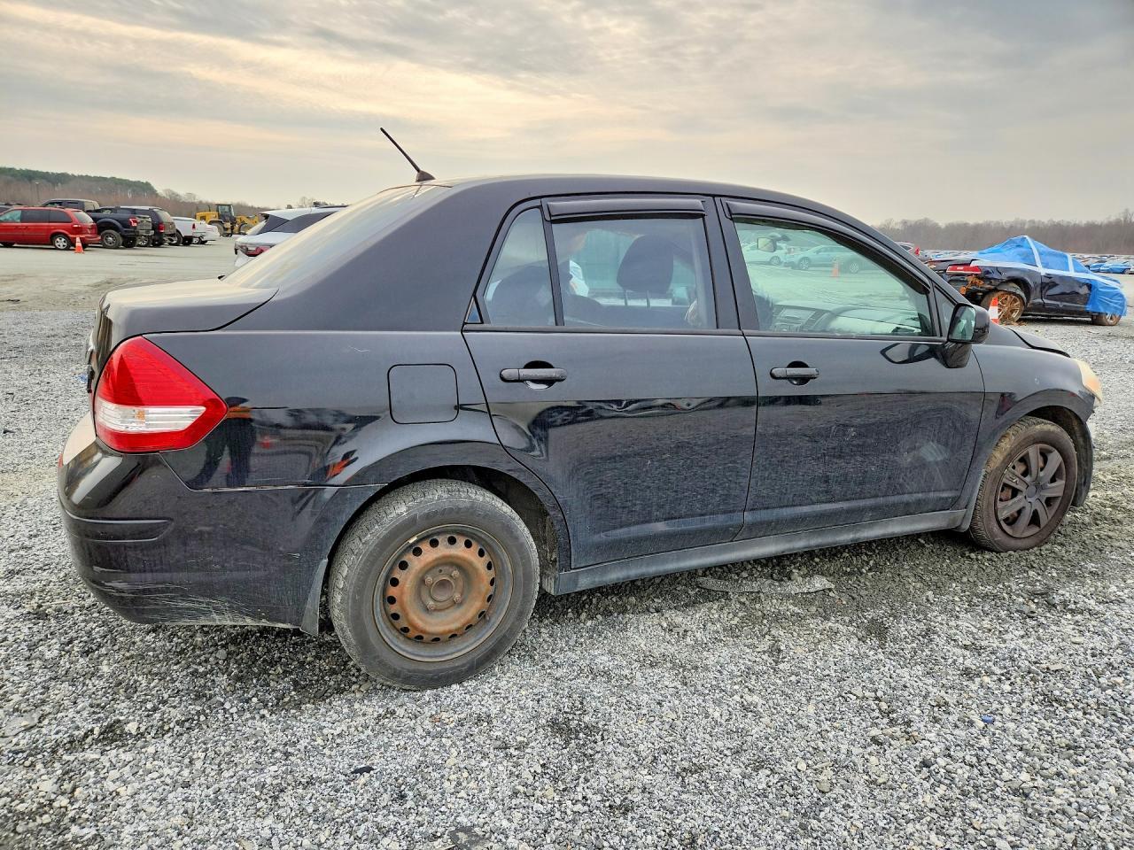 2009 NISSAN VERSA