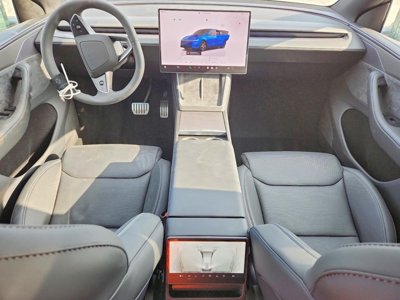 2026 TESLA MODEL Y