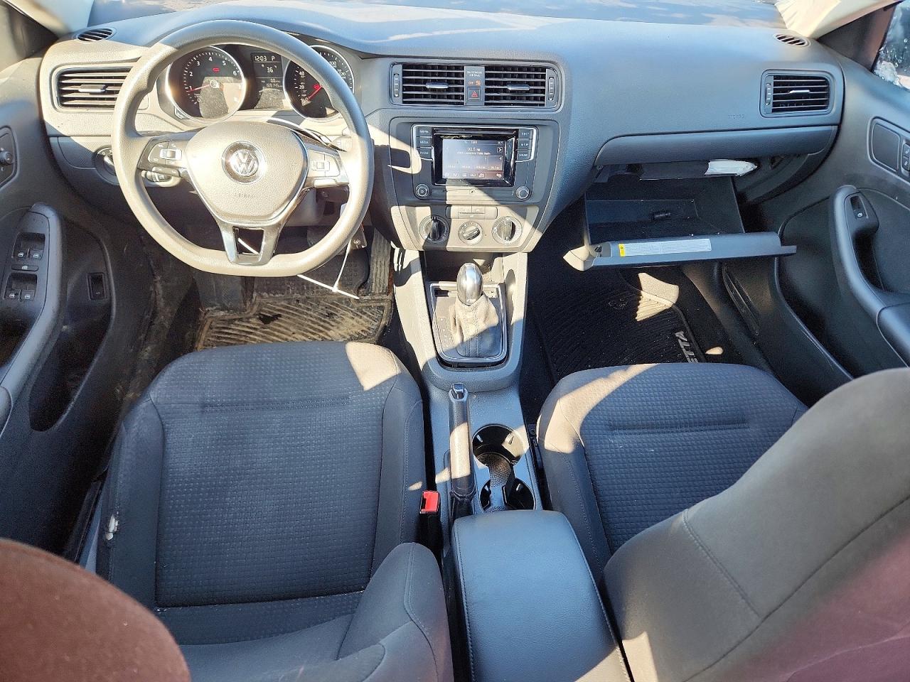 2016 VOLKSWAGEN JETTA
