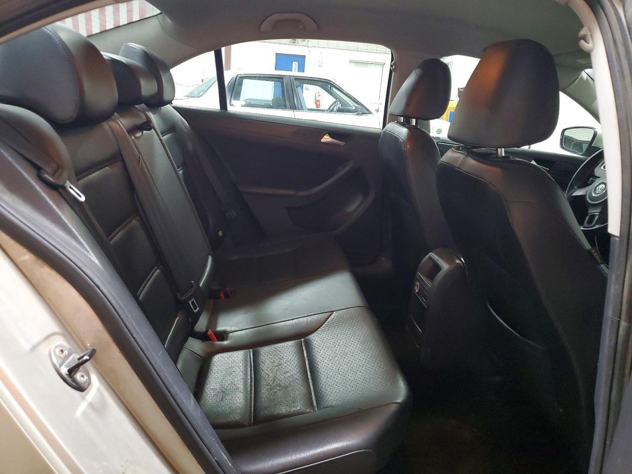 2014 VOLKSWAGEN JETTA