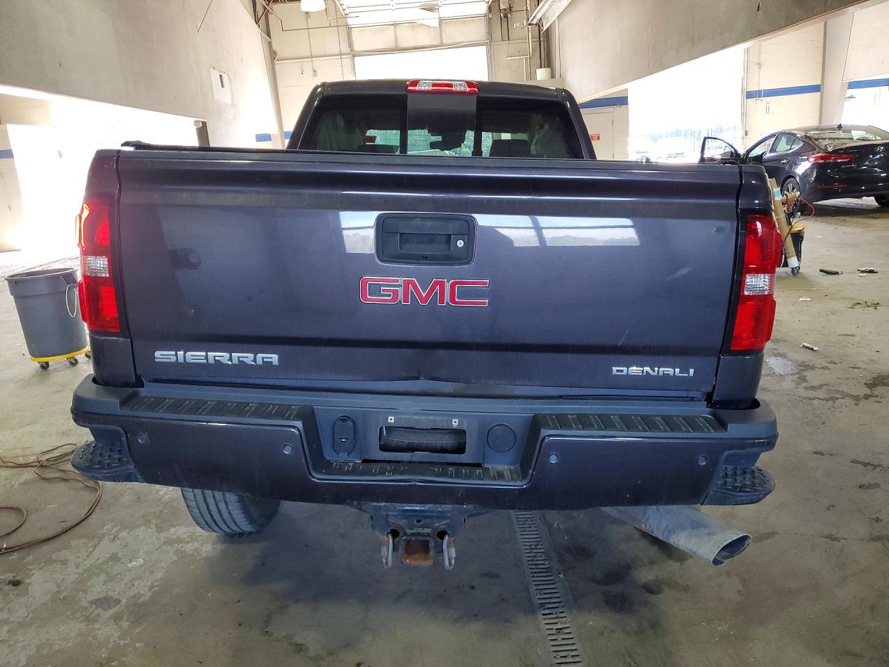2015 GMC Sierra