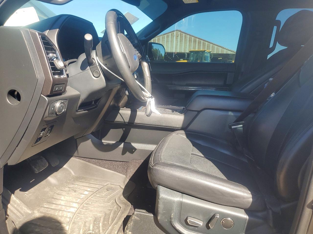 2021 FORD Expedition