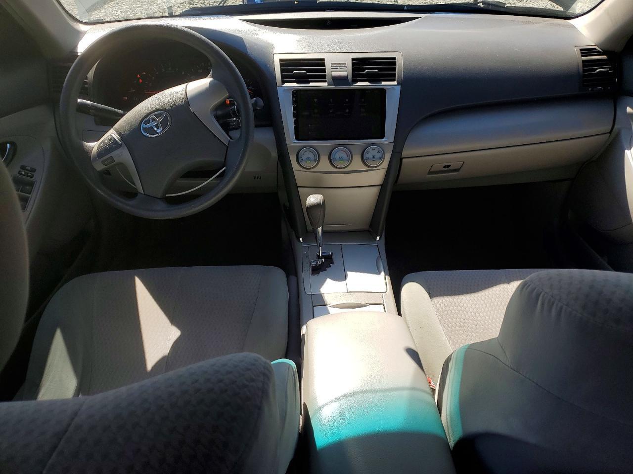 2011 TOYOTA CAMRY