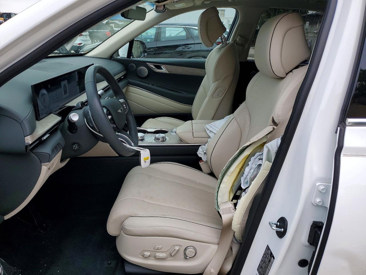 2025 GENESIS GV80