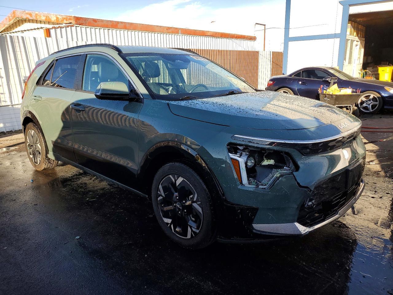 2023 KIA Niro