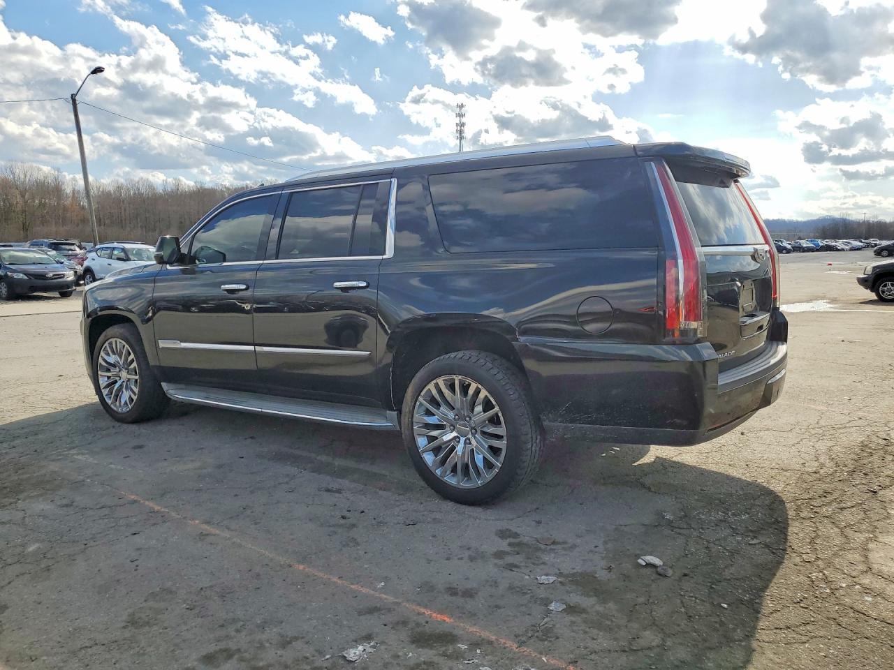 2016 CADILLAC Escalade ESV