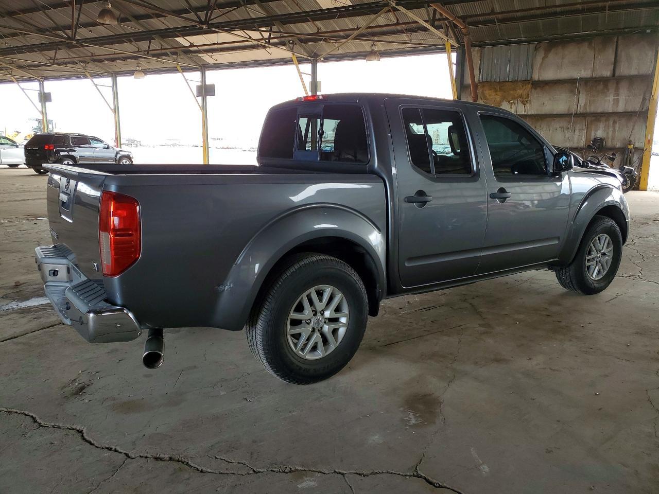 2016 NISSAN Frontier