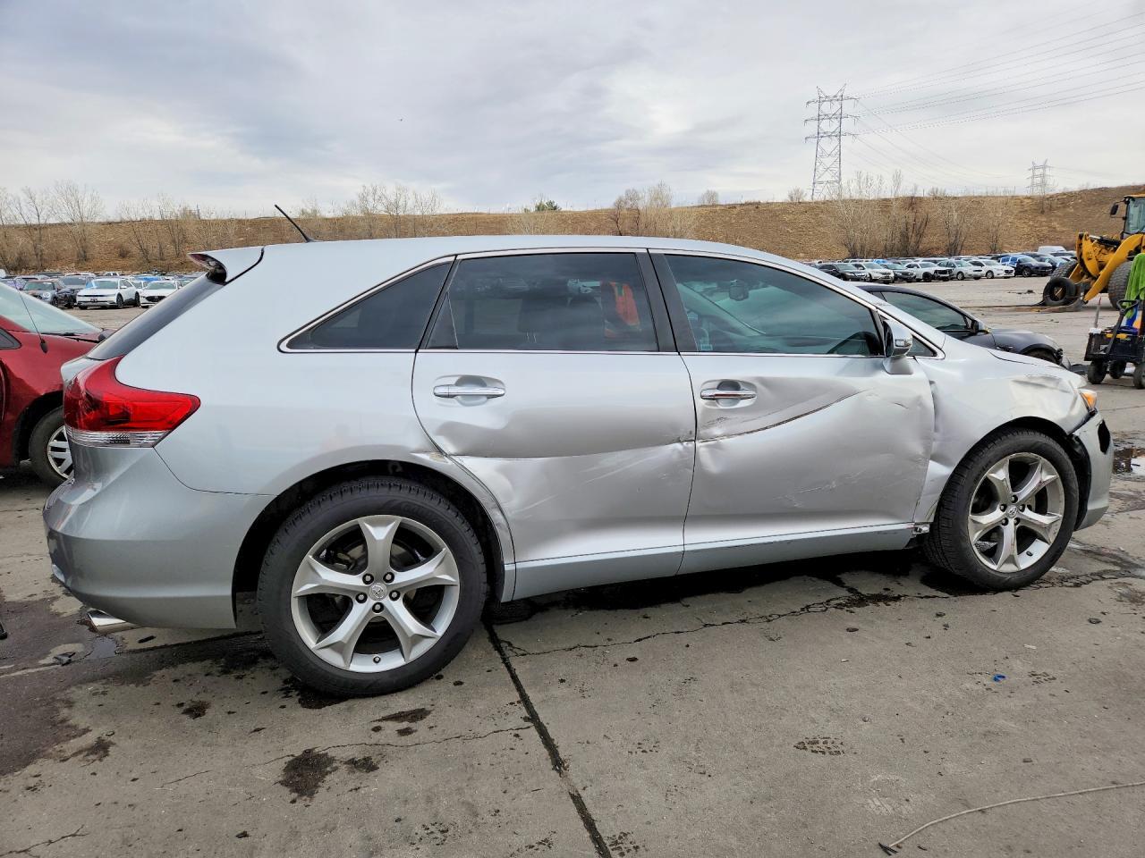 2015 TOYOTA VENZA