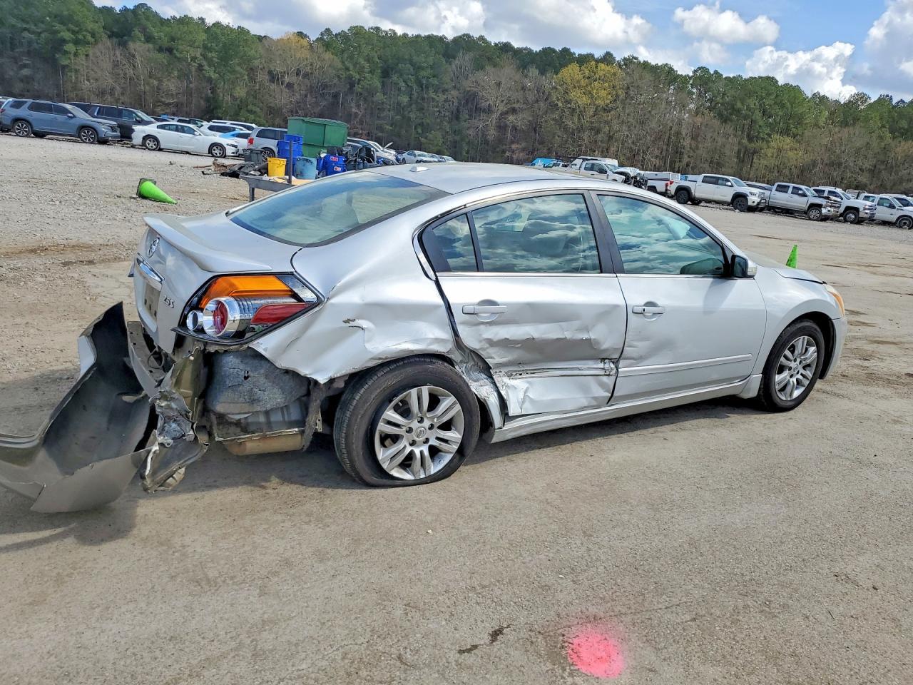2012 NISSAN ALTIMA