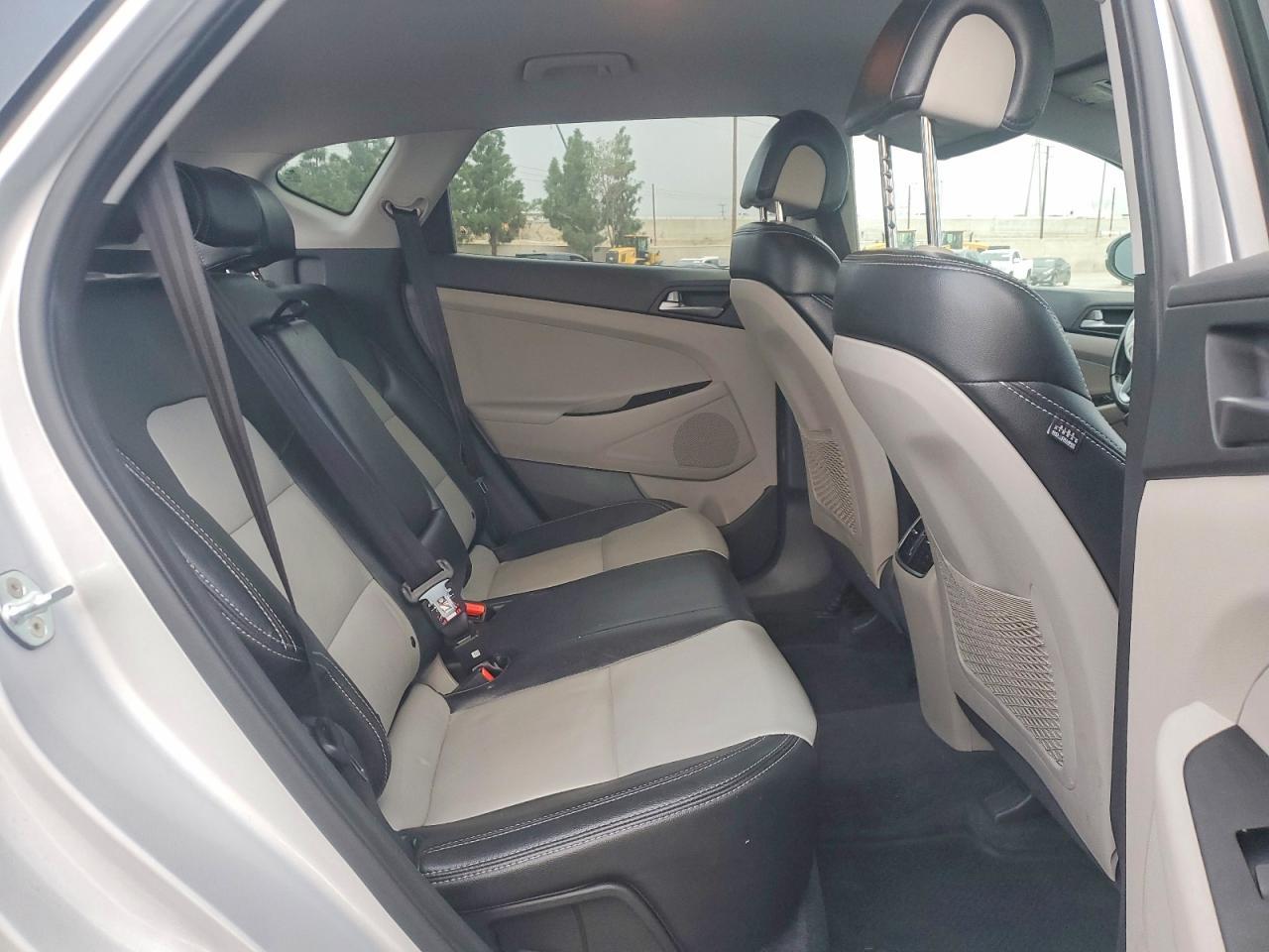 2017 HYUNDAI TUCSON