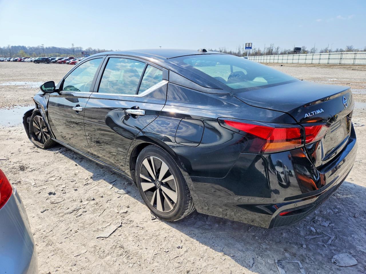 2022 NISSAN ALTIMA