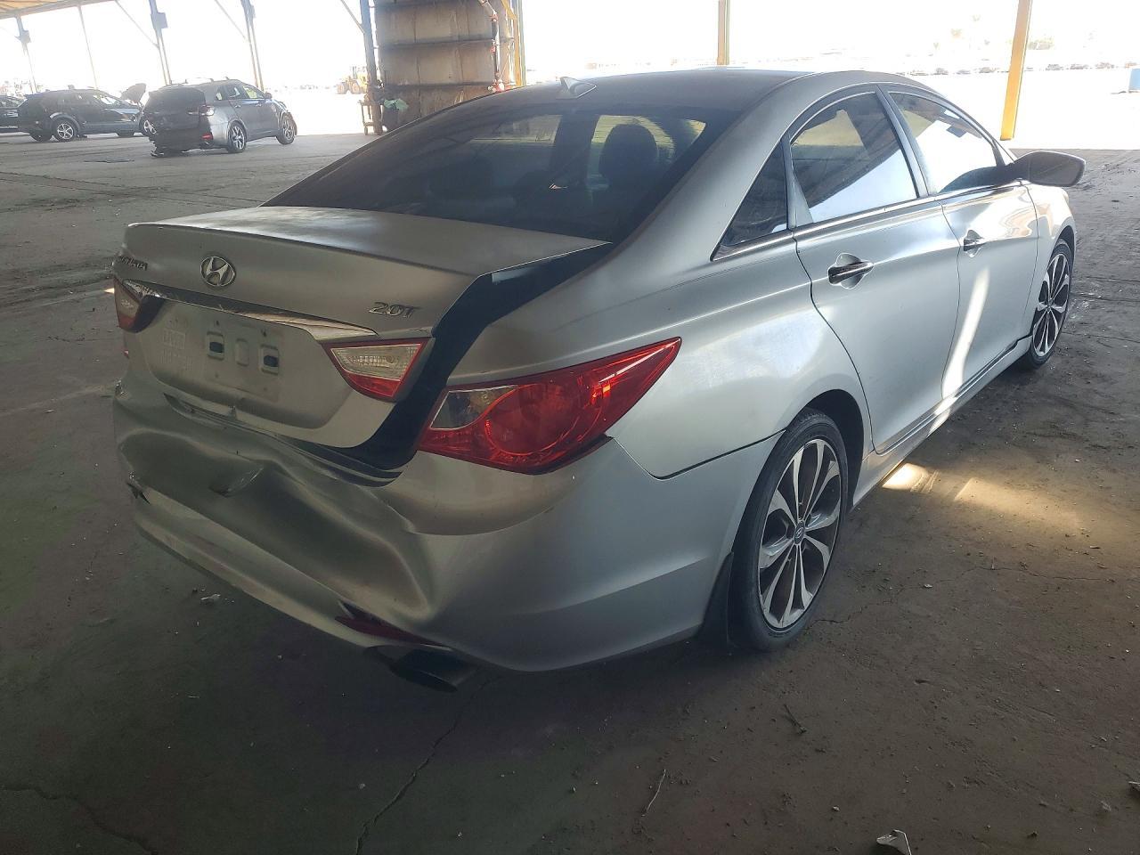 2013 HYUNDAI SONATA