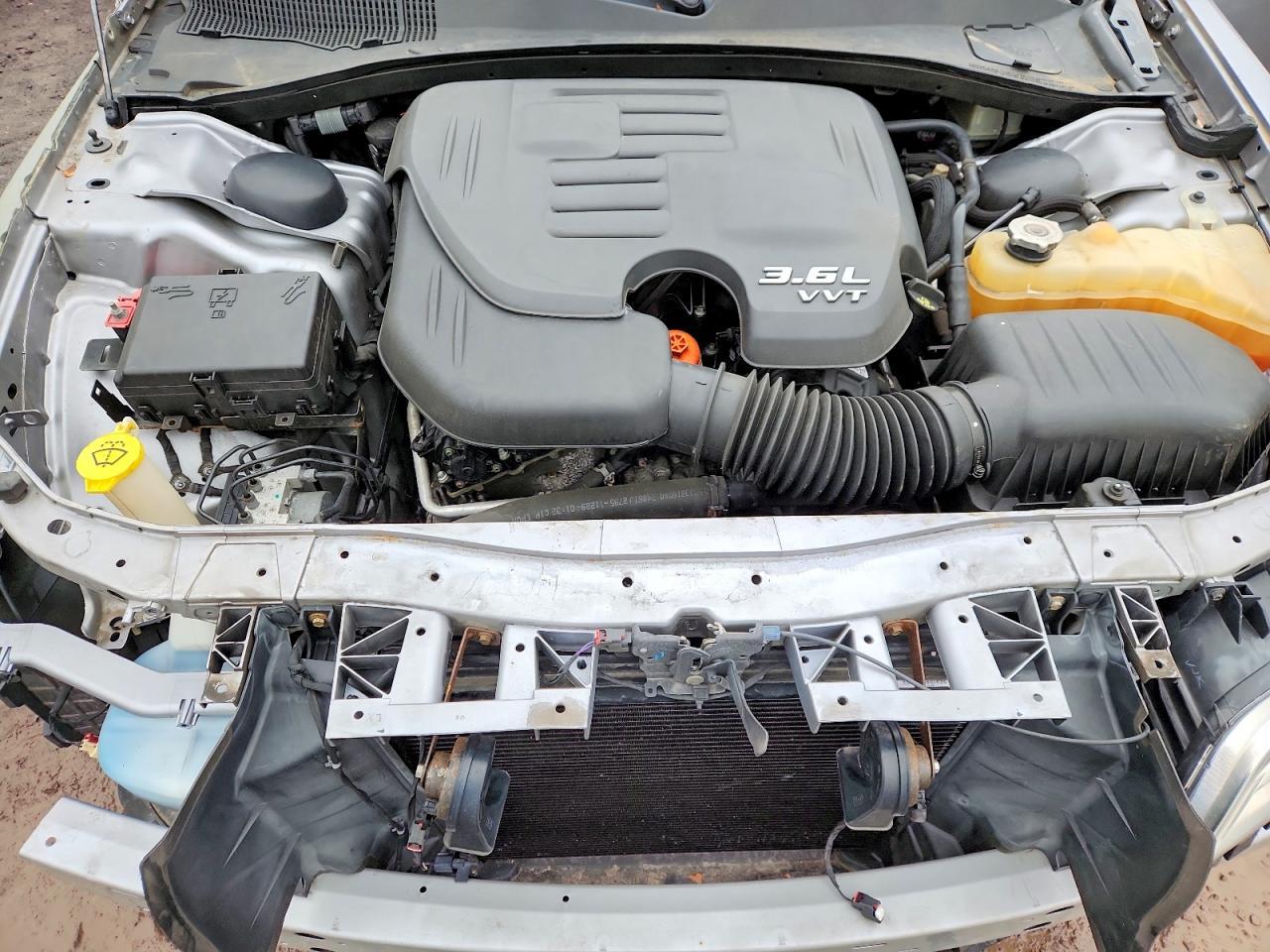 2016 CHRYSLER 300