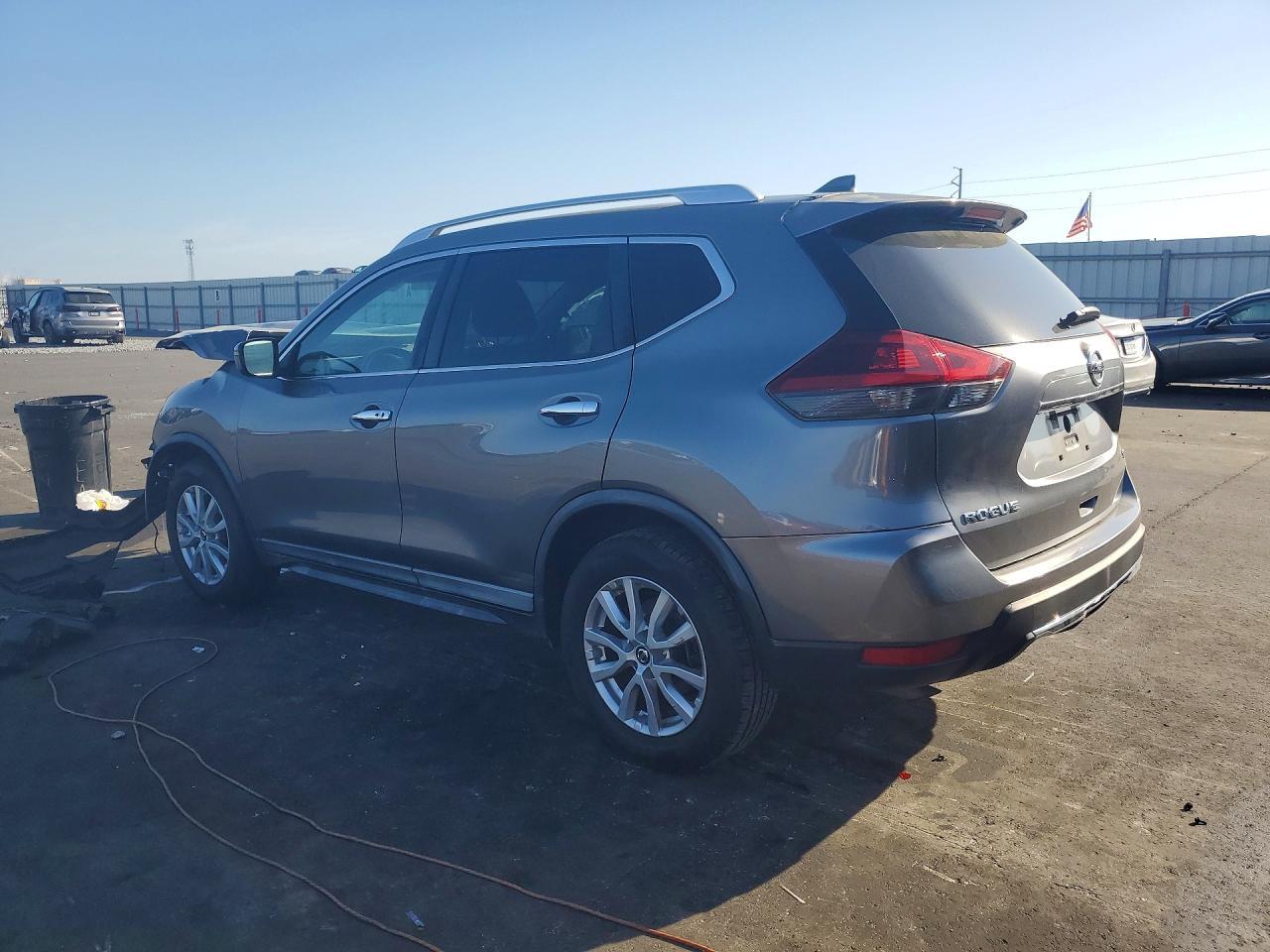 2018 NISSAN ROGUE