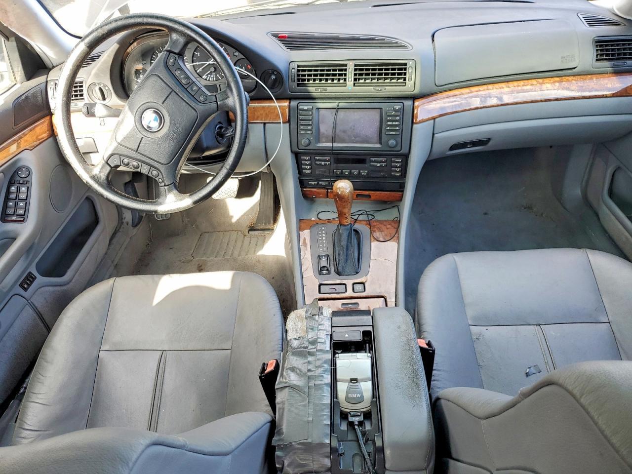 2001 BMW 7 series