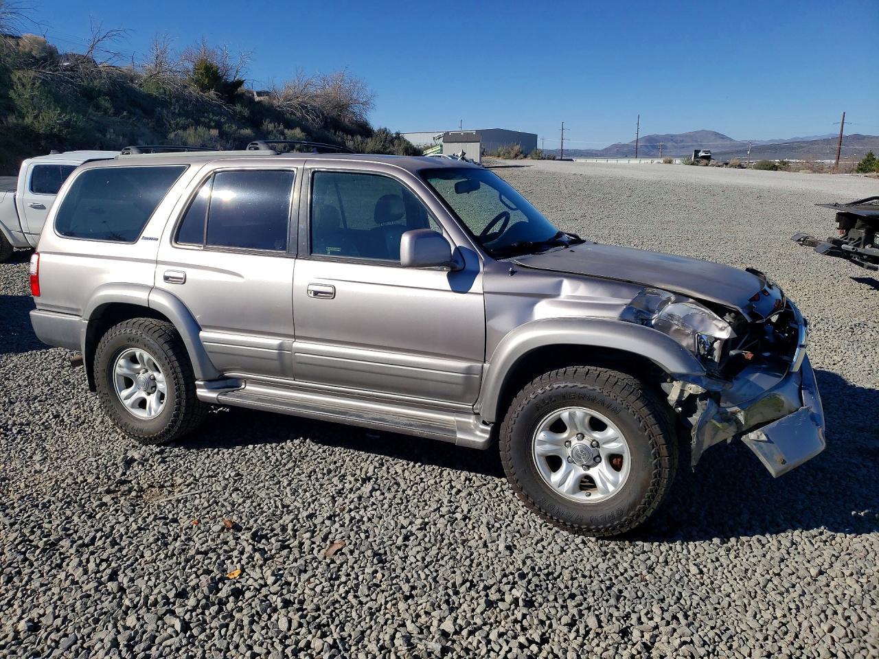 2001 TOYOTA 4Runner