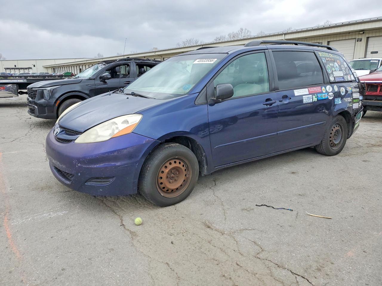 2007 TOYOTA SIENNA