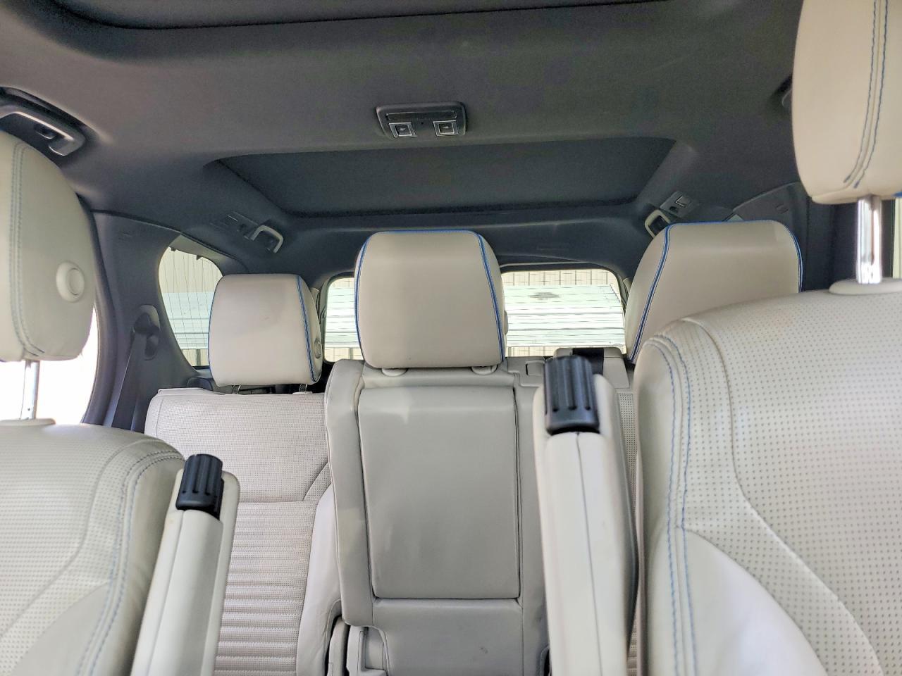 2018 LAND ROVER Discovery