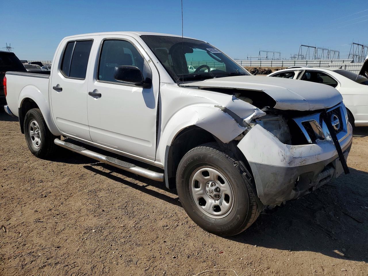 2011 NISSAN Frontier