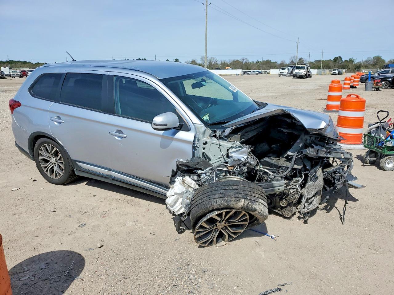 2016 MITSUBISHI outlander