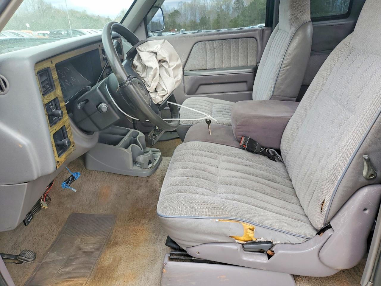 1995 DODGE Dakota