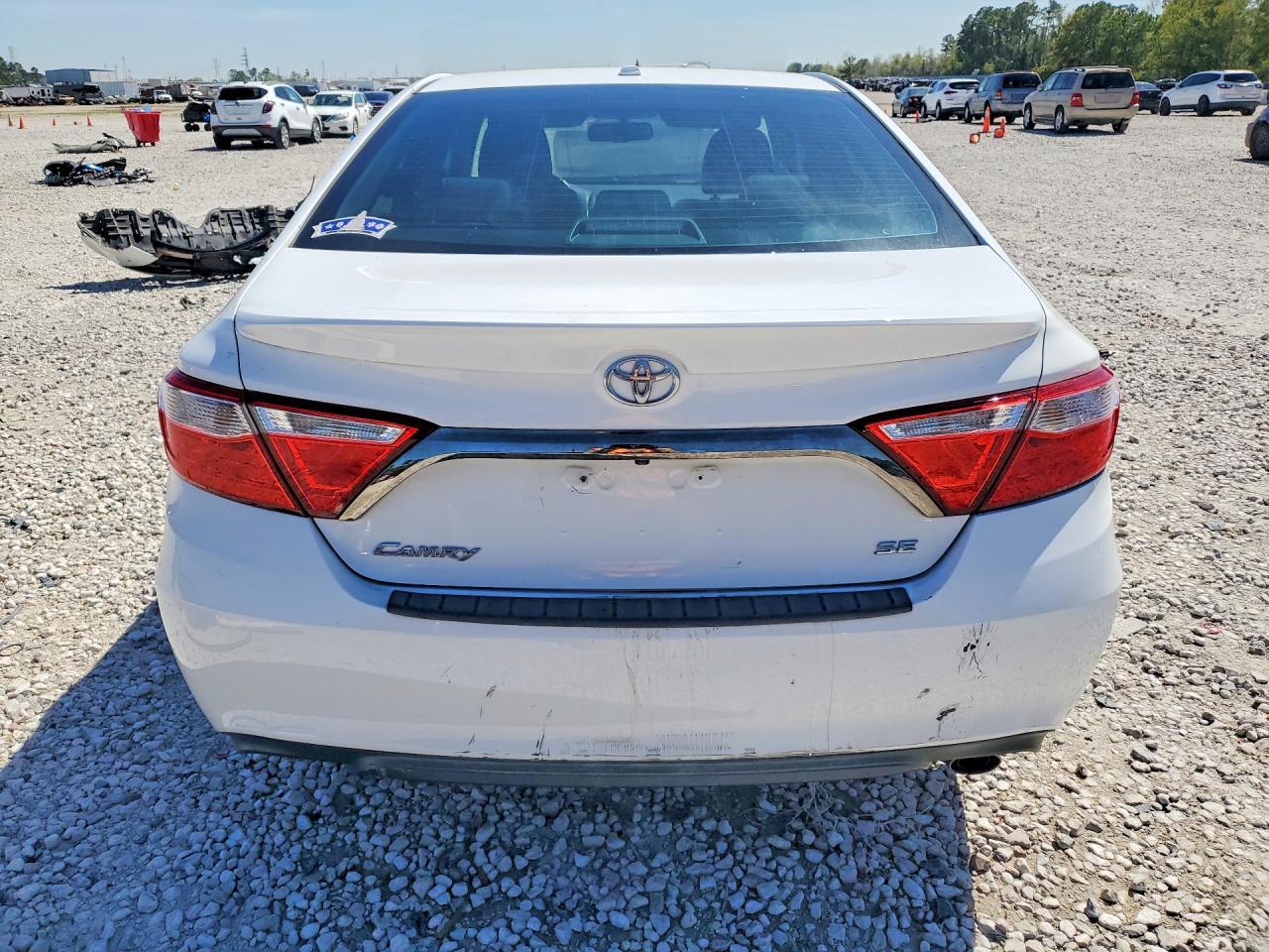 2016 TOYOTA CAMRY