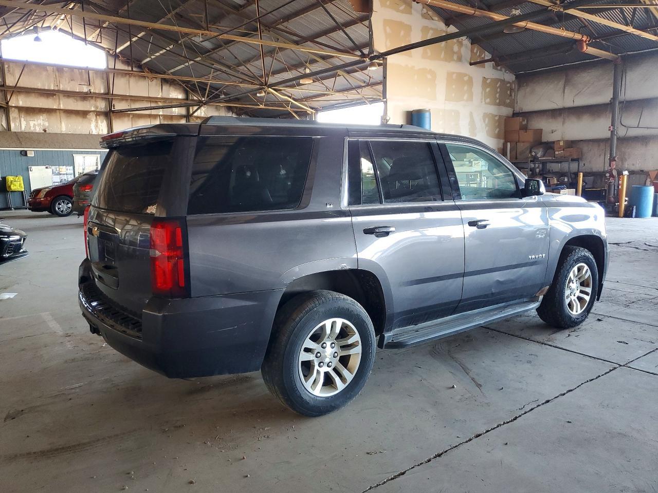 2016 CHEVROLET Tahoe
