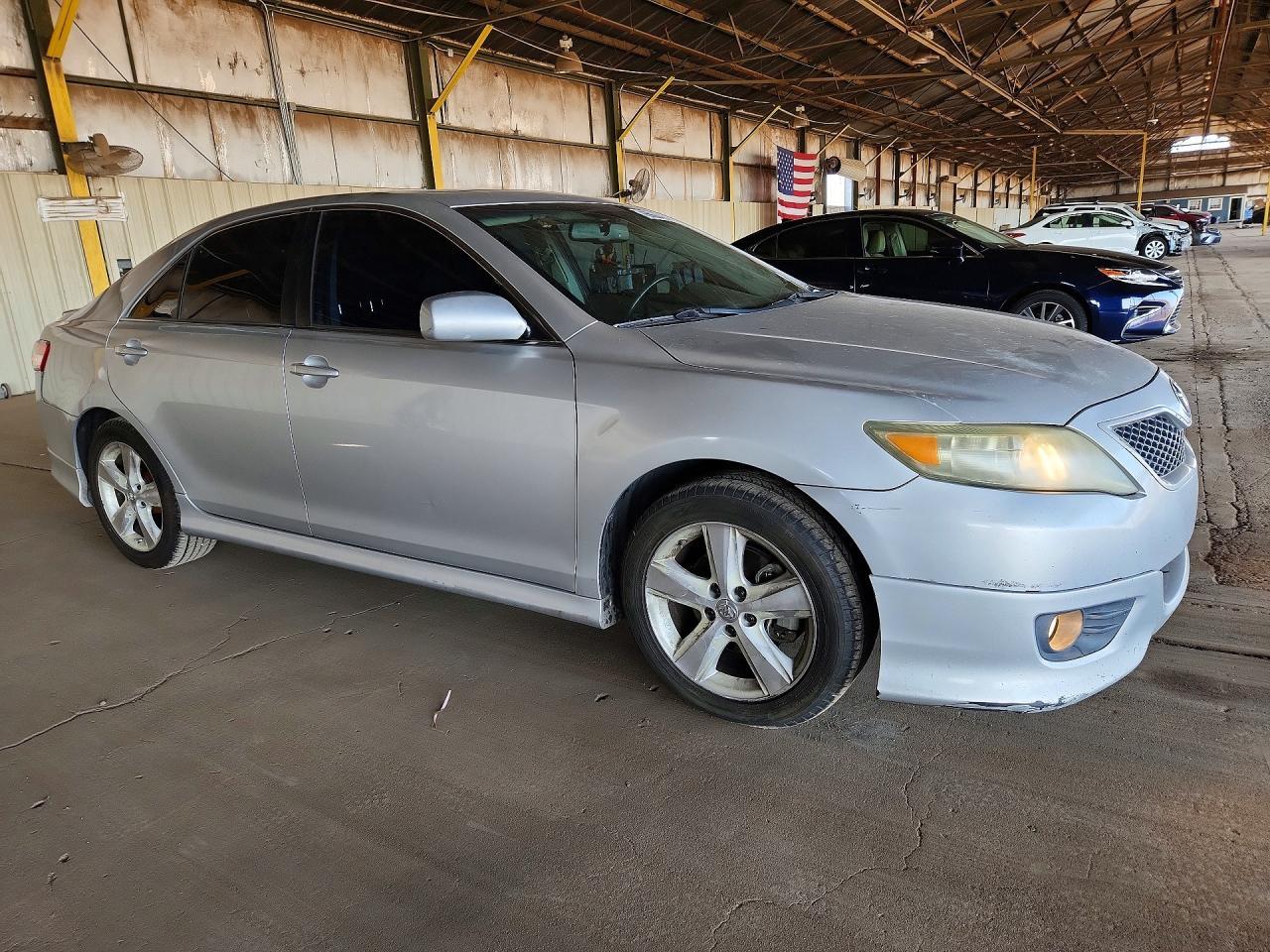 2011 TOYOTA CAMRY