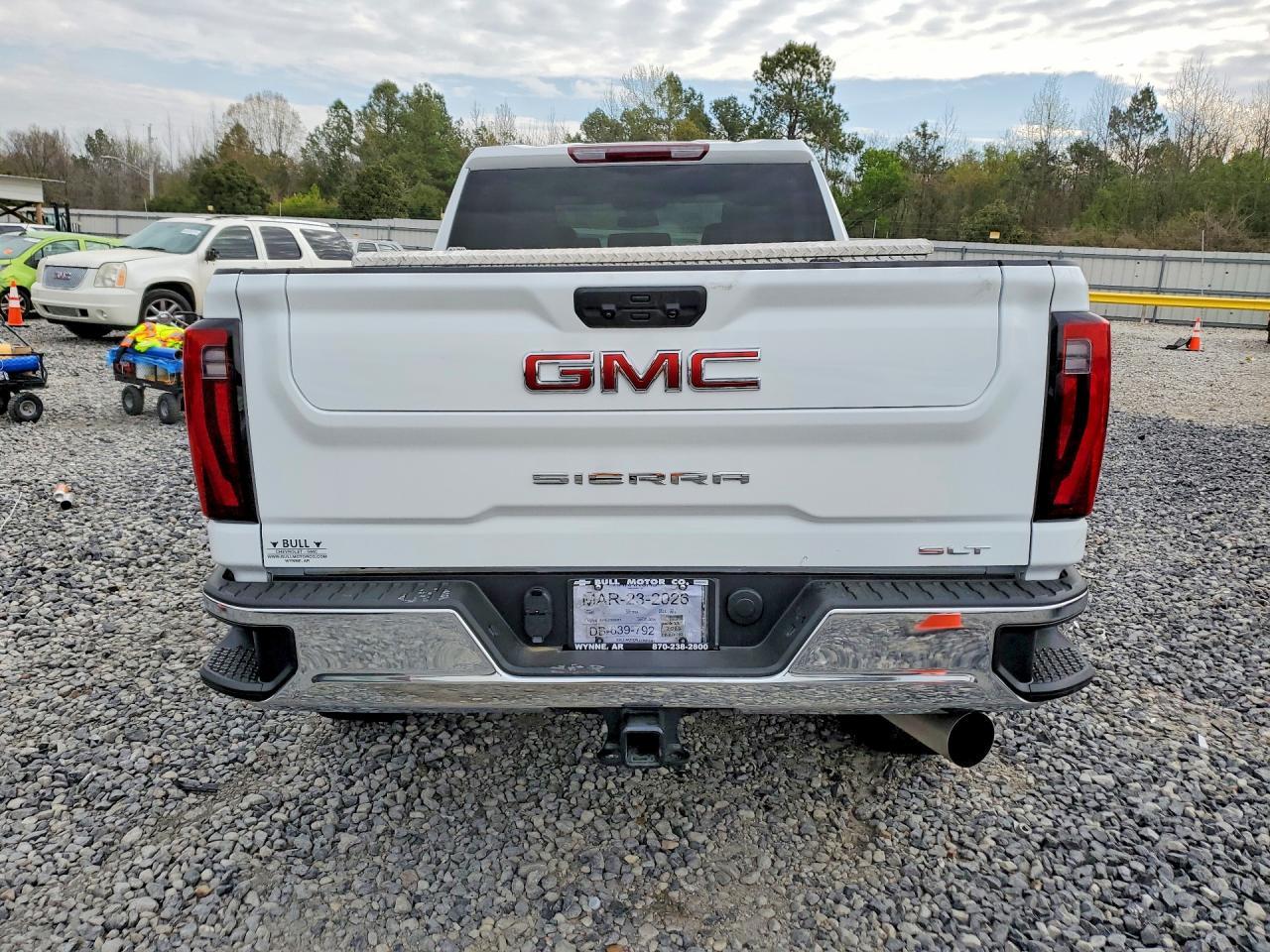 2025 GMC Sierra
