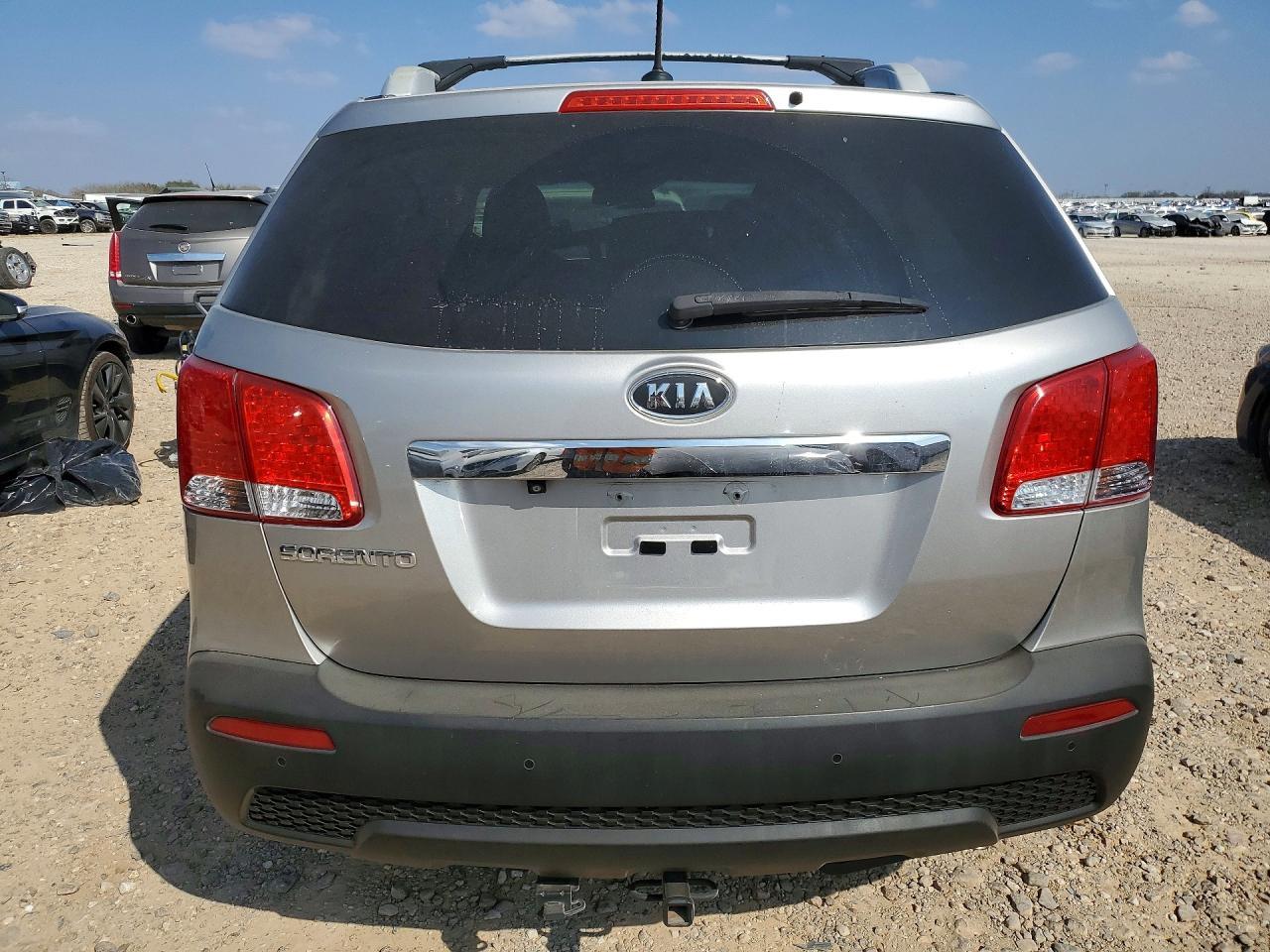 2013 KIA SORENTO