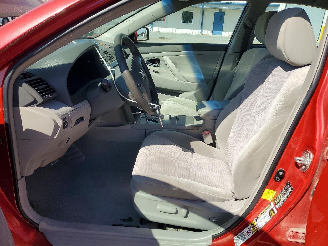 2011 TOYOTA CAMRY