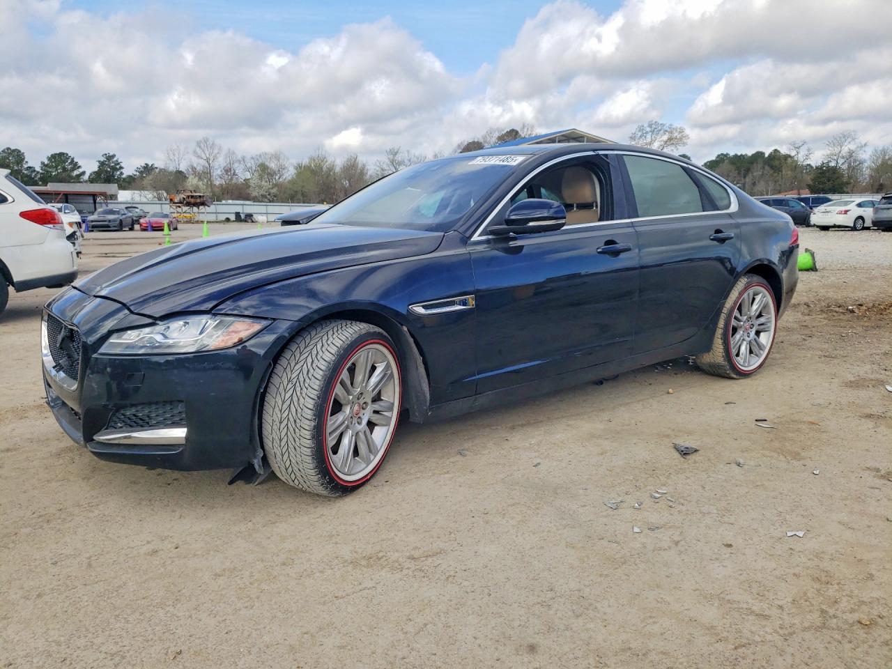 2017 JAGUAR XF