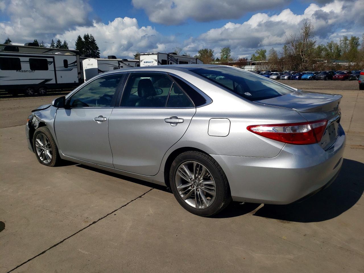 2017 TOYOTA CAMRY