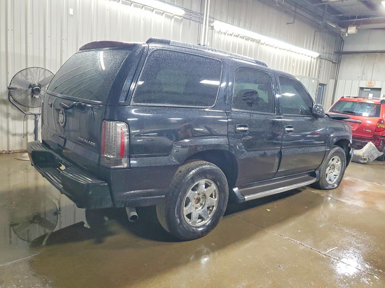 2003 CADILLAC ESCALADE
