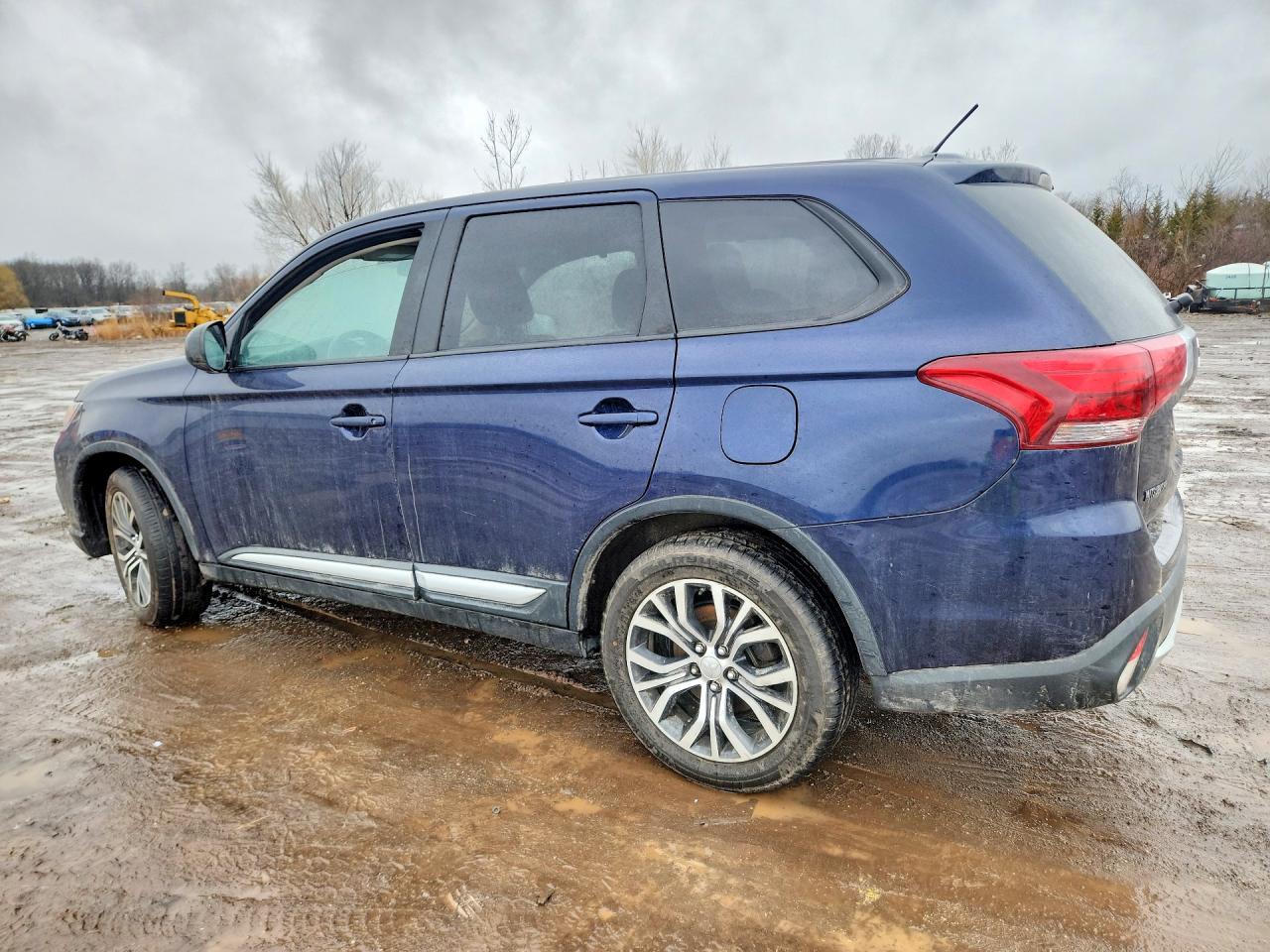 2016 MITSUBISHI outlander