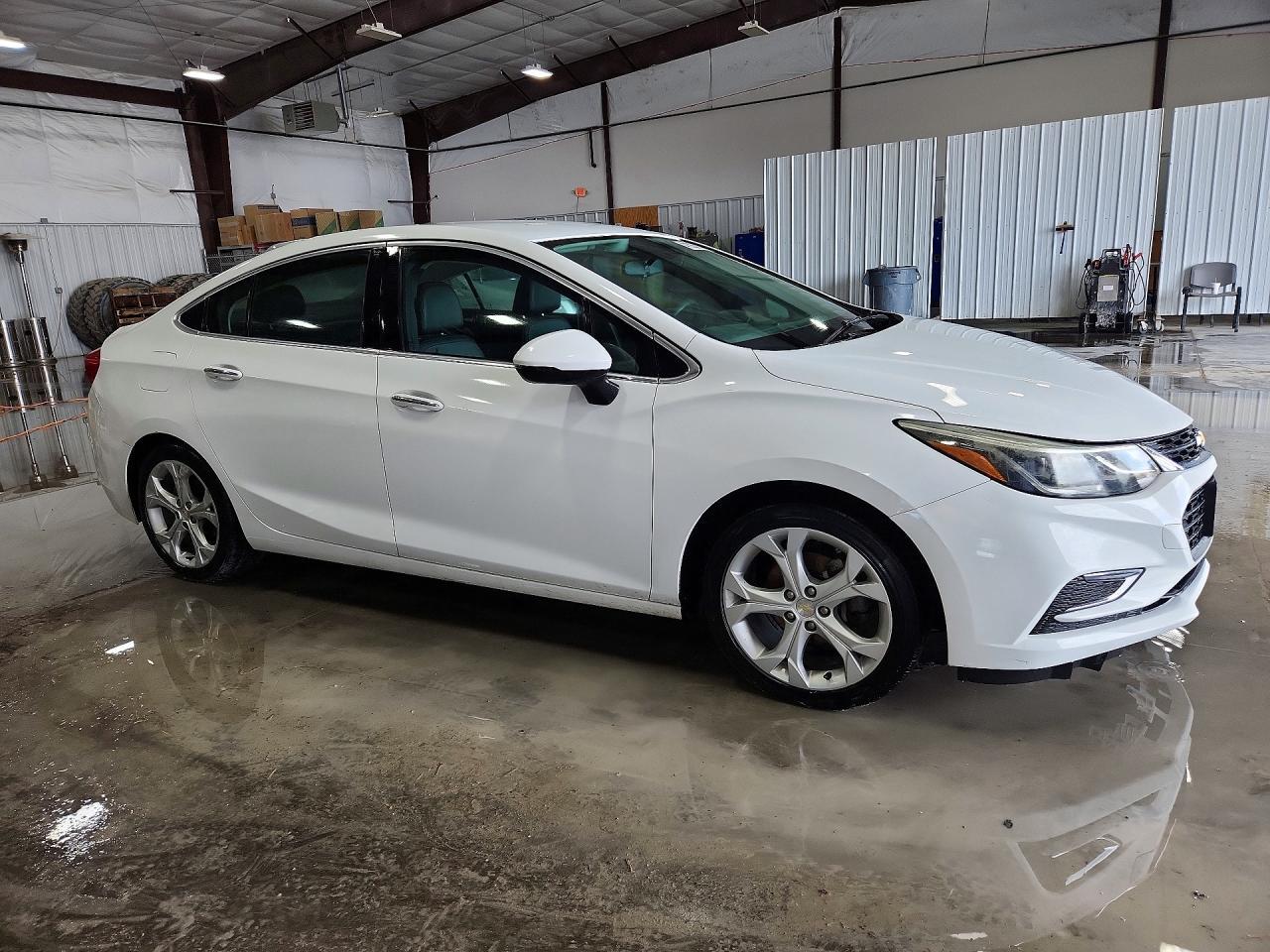2016 CHEVROLET CRUZE