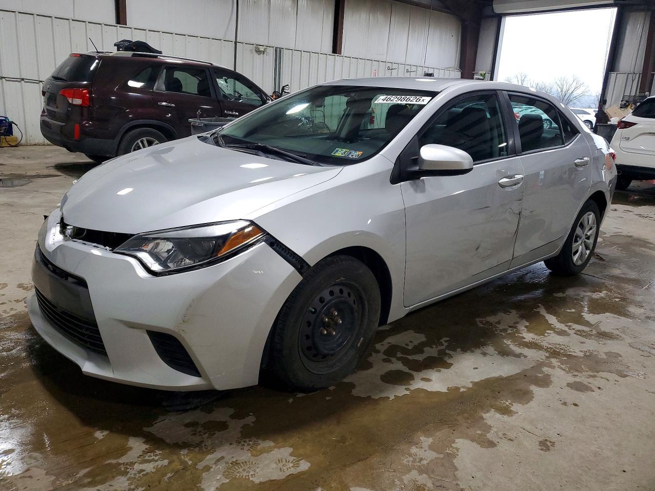 2015 TOYOTA COROLLA