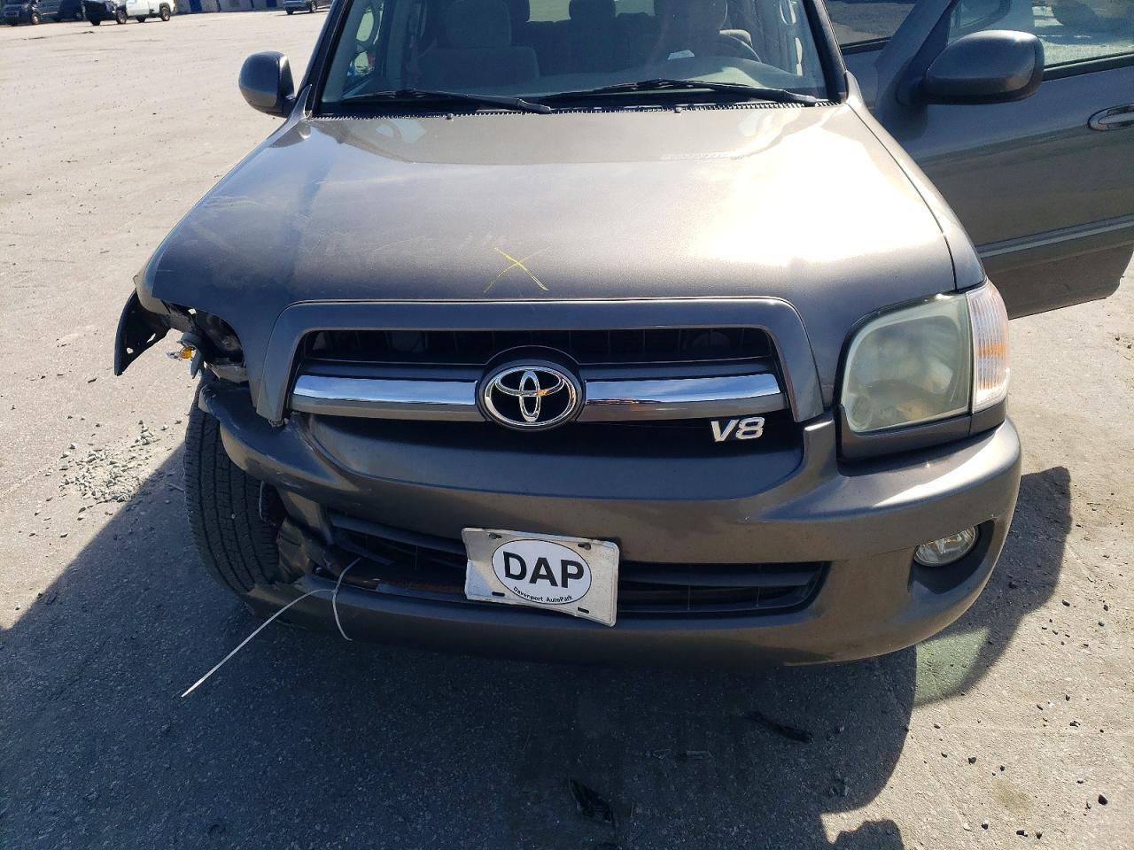 2006 TOYOTA Sequoia