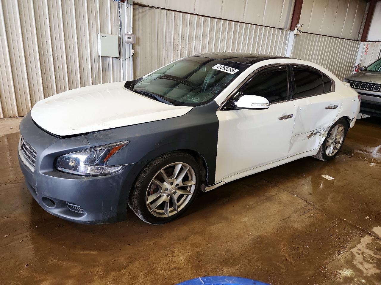2009 NISSAN Maxima