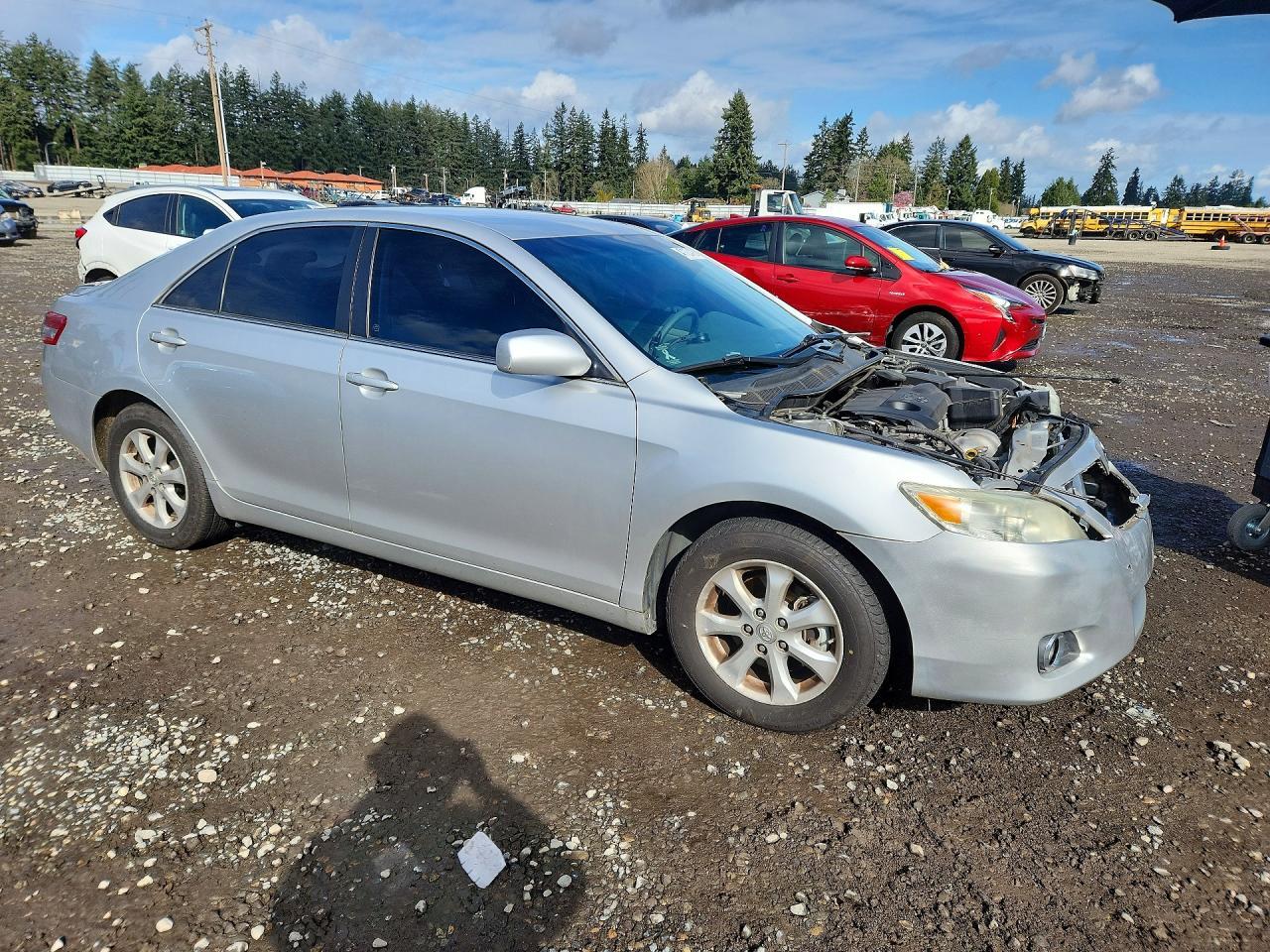 2011 TOYOTA CAMRY