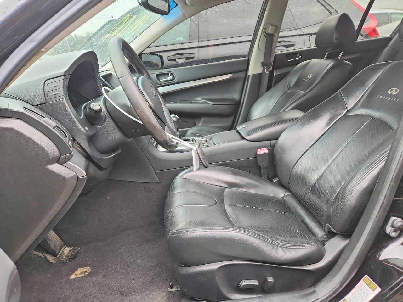 2011 INFINITI G25