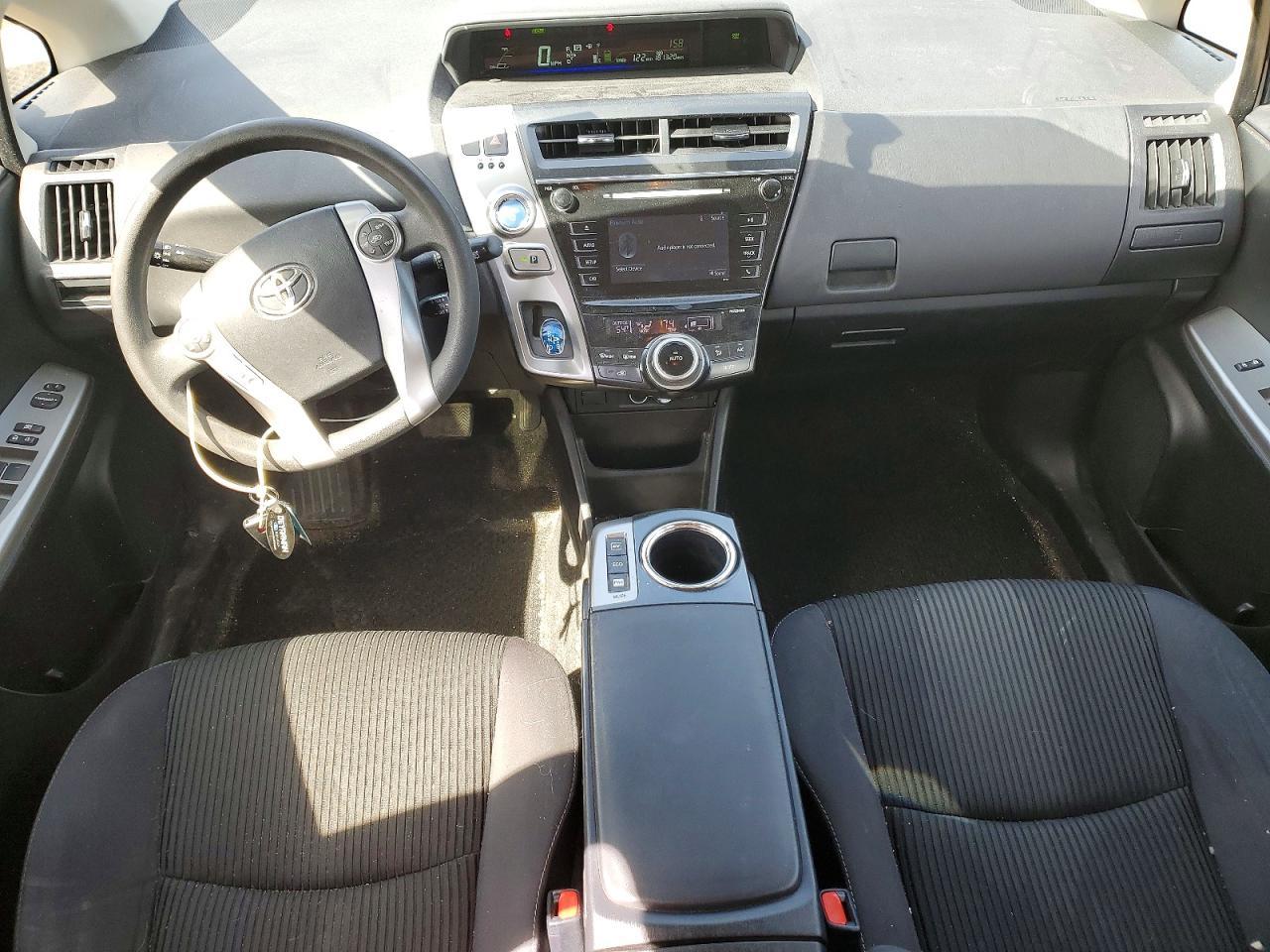 2017 TOYOTA PRIUS V
