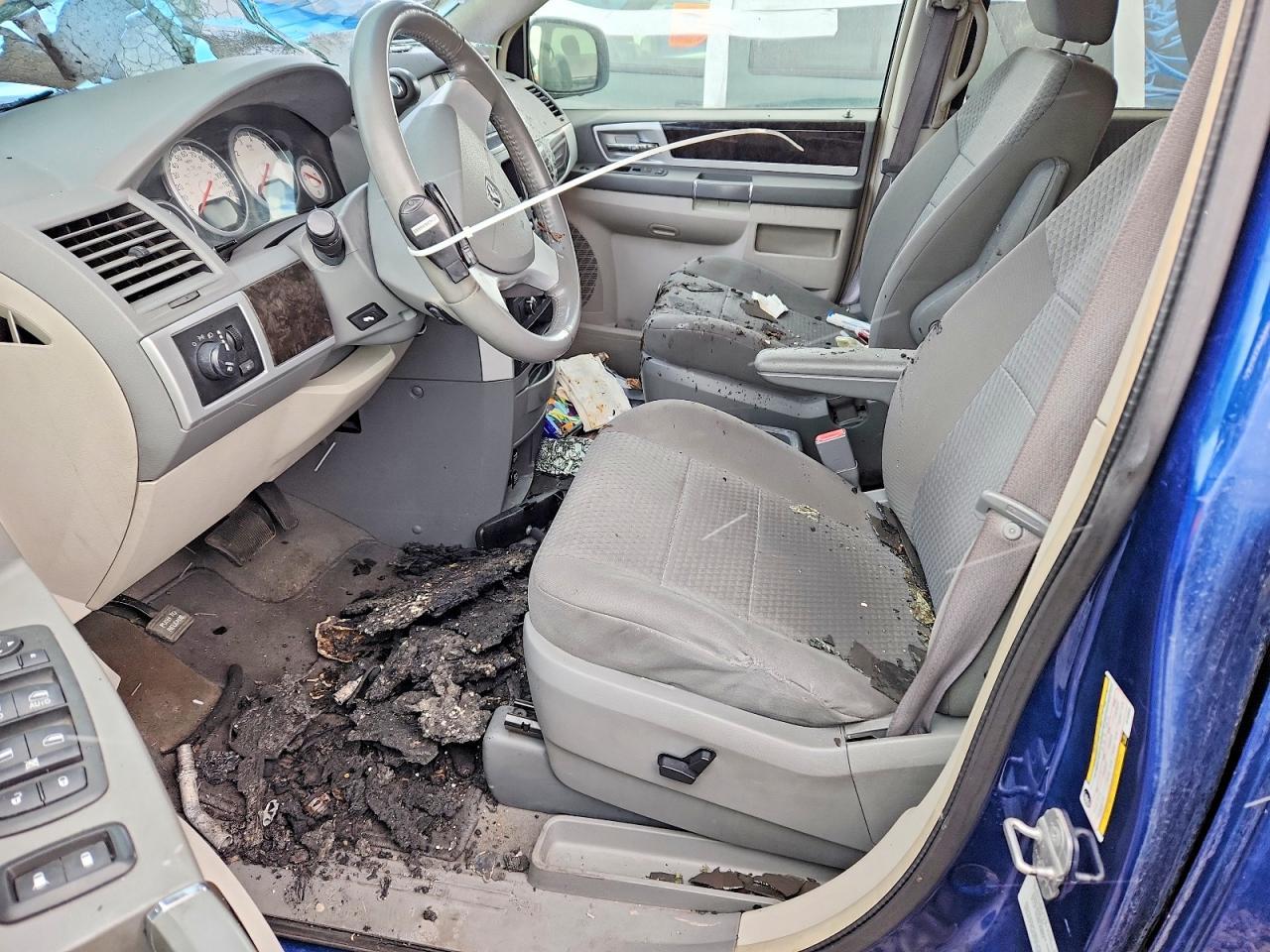 2010 DODGE GRAND CARAVAN