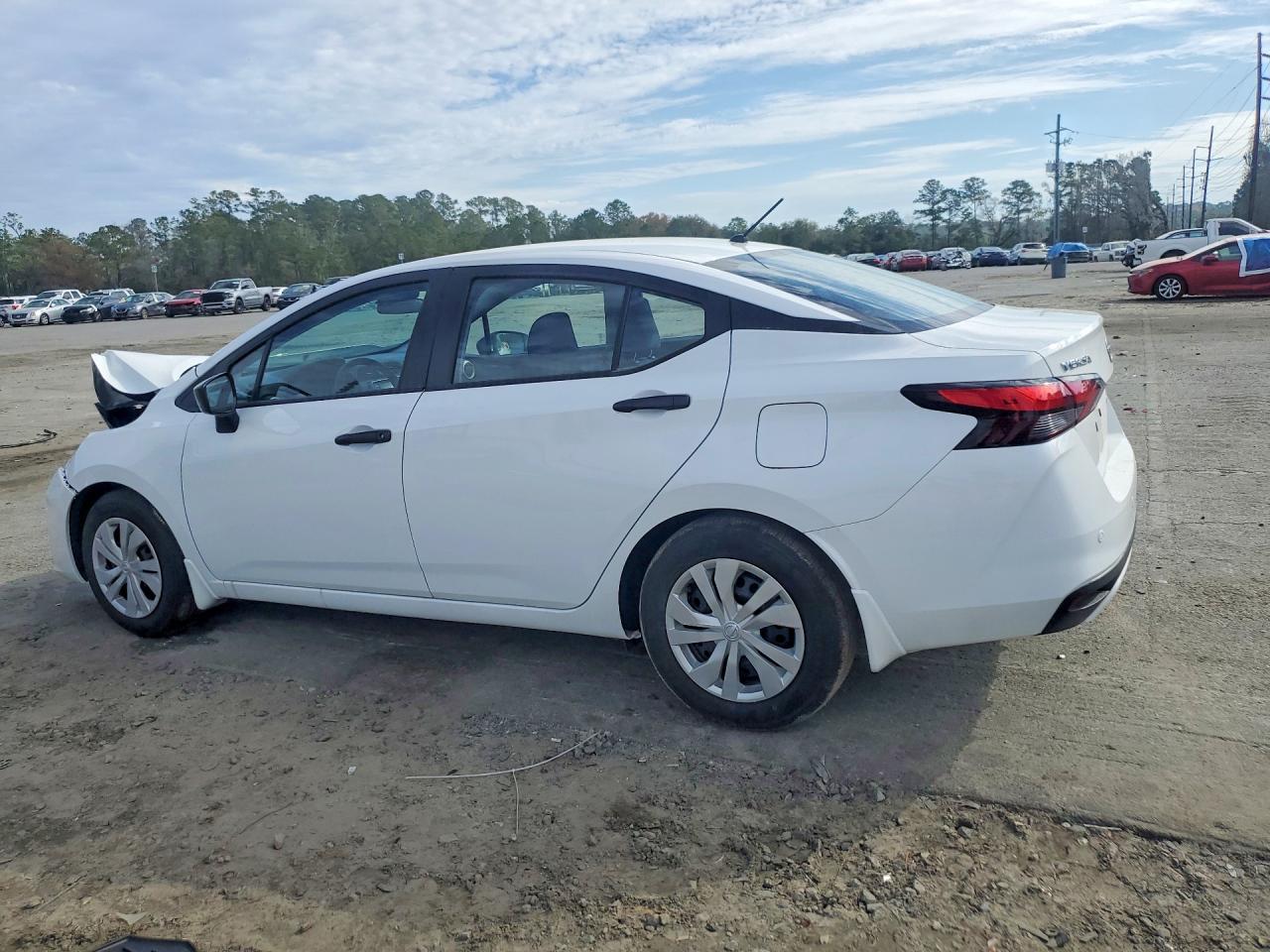 2025 NISSAN VERSA