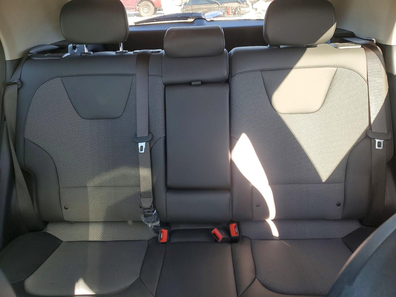 2025 KIA Niro