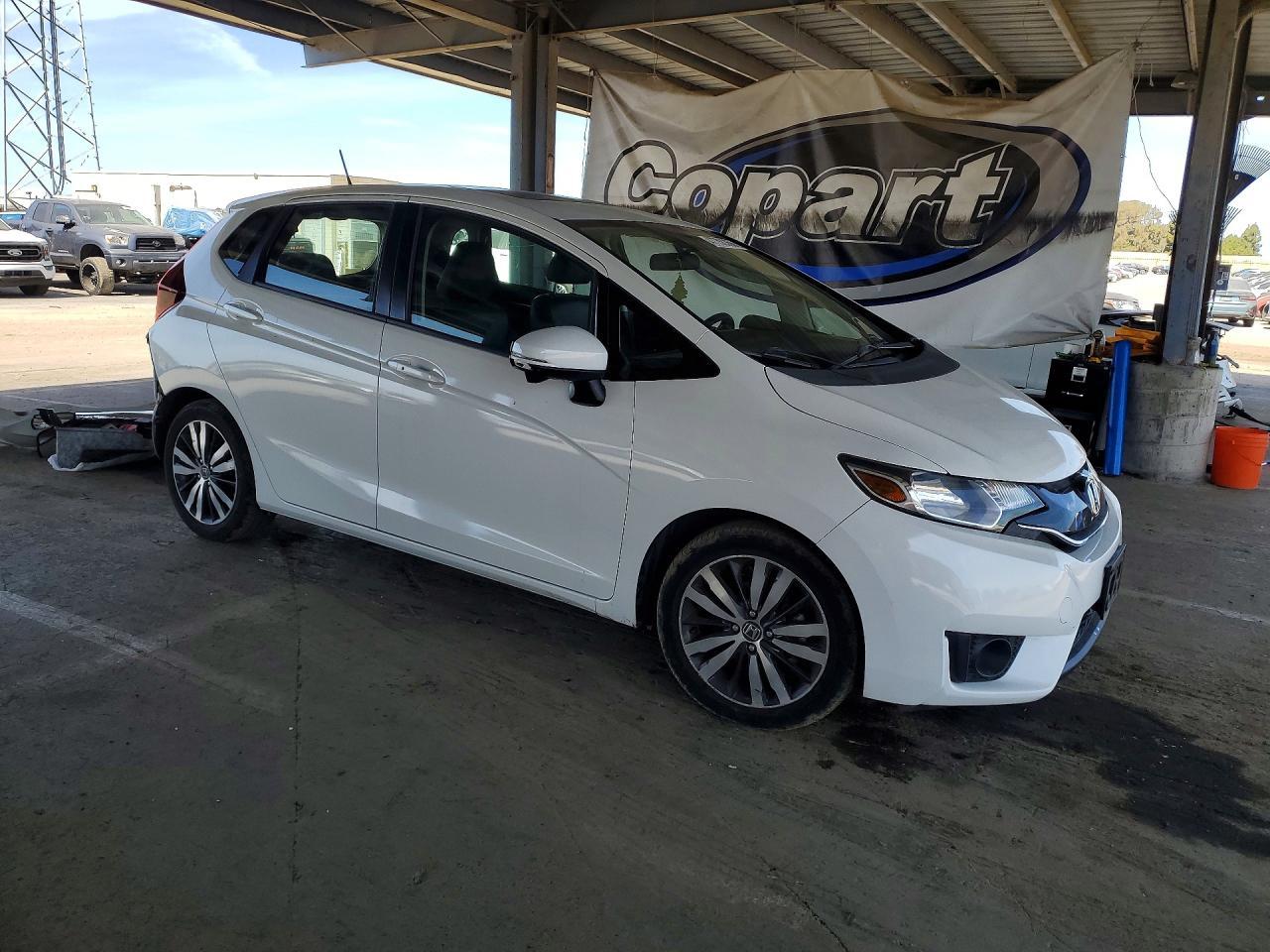 2015 HONDA FIT