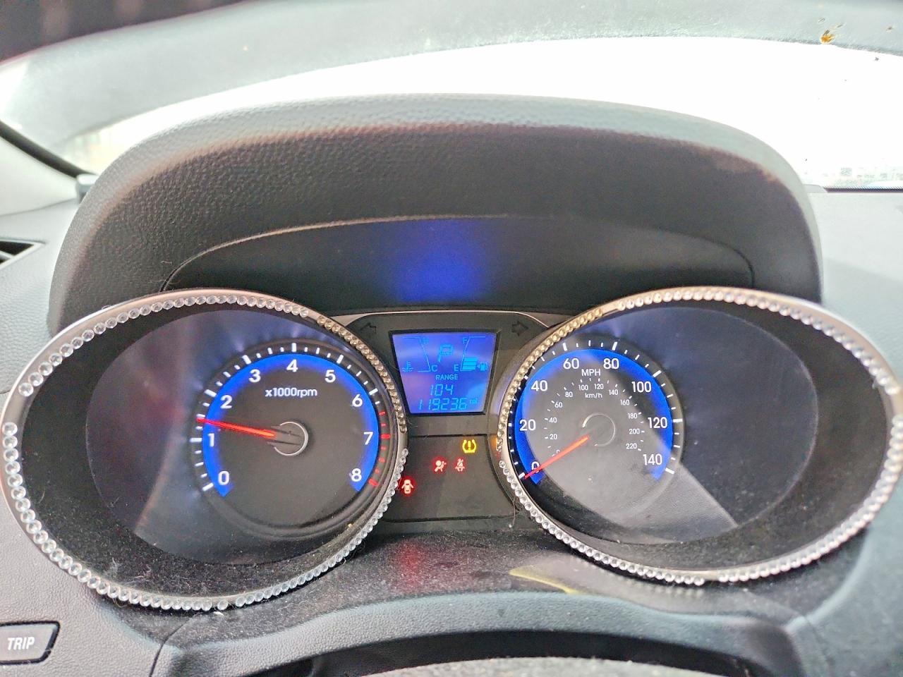2011 HYUNDAI TUCSON